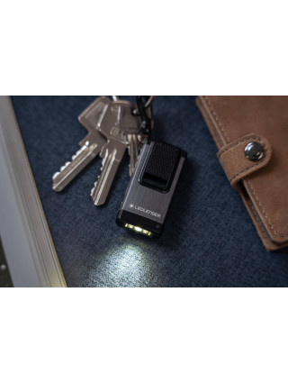 Latarka Ledlenser K4R szara