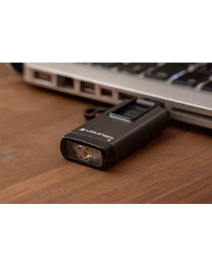 Latarka Ledlenser K6R szara