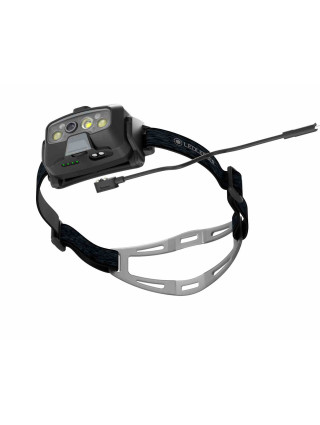 Latarka Ledlenser HF8R Core Black